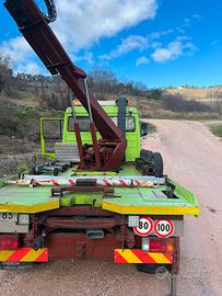 Camion da soccorso stradale