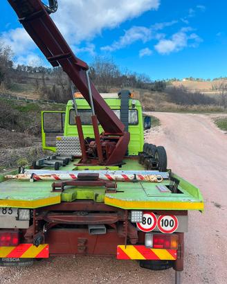 Camion da soccorso stradale