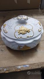 zuppiera in porcellana 