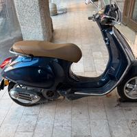 Vespa primavera 150abs