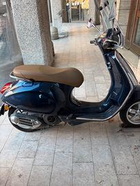 Vespa primavera 150abs
