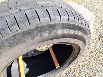 pneumatici 225/65-17