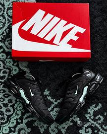 Nike TN Nero / Menta Verde – Originali – Nuove