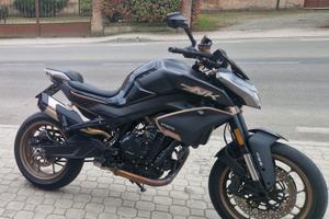 CF moto nk800