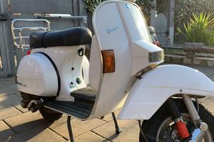 Vespa PX 125 certificata FMI camper roulotte