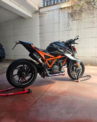 KTM SUPERDUKE 1290 RR