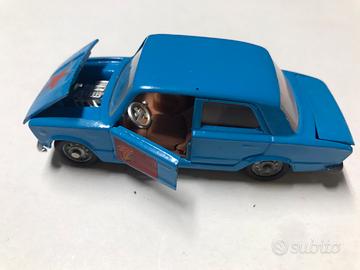 Mebetoys 1/43 Fiat 124 berlina