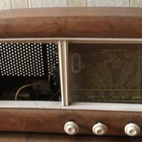 Radio a valvole anni '50 marca Philips