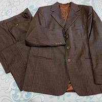 Completo uomo gessato