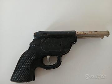 pistola giocattolo vintage in latta