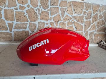 Serbatoio Ducati Monster 695