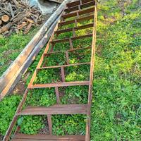 Scala e corrimano in ferro pieno