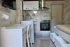 Monolocale indipendente per studentessa