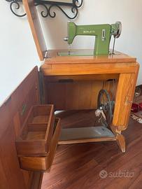 Macchina da cucire vintage borletti