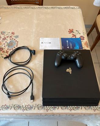 PS4 Pro 1TB Nera - Modello CUH-7216B - Controller