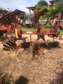 Aratro bivomere Tolusso