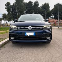 VW Tiguan 2.0 TDI DSG R-Line -Full Optional 190 CV