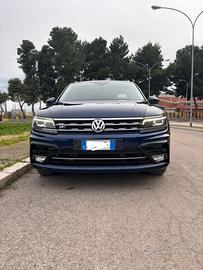 VW Tiguan 2.0 TDI DSG R-Line -Full Optional 190 CV