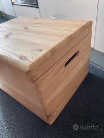 Box con coperchio in legno di pino