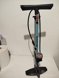 Pompa per bicicletta