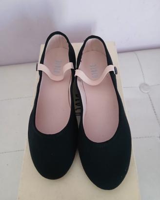 scarpe da carattere n 35 