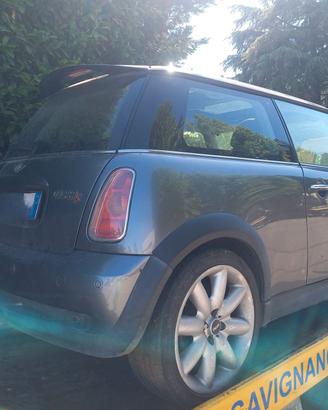 Ricambi Mini Cooper s anno 2004