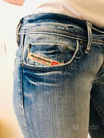 Pantaloni jeans Diesel originali