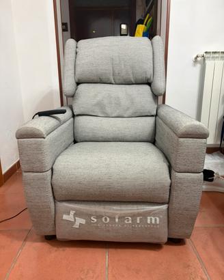 Poltrona Relax Alzapersona Elettrica Sofarm(nuova)