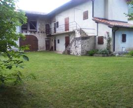 Casa singola con rustico