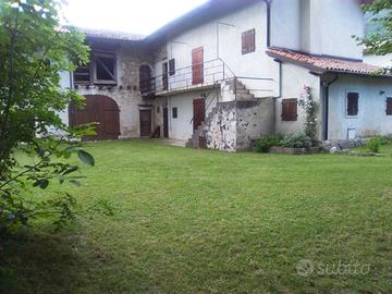 Casa singola con rustico