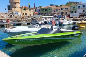 Motoscafo da corsa Nimbus 21