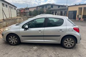 Peugeot 207 1.4 HDi 70CV 5p.x Line