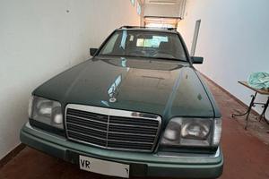 MERCEDES E250 - 1993