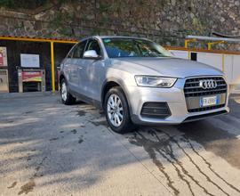 Audi Q3 2.0 TDI 120 CV S line Edition