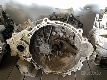 CAMBIO HYUNDAI i20 (01/09>) 1.4 CRDi Ber. 5p