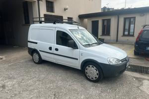 Opel combo 1.6 benz/metano