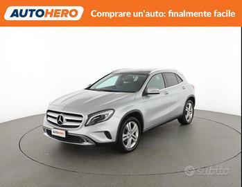 MERCEDES-BENZ GLA 200 AX88453