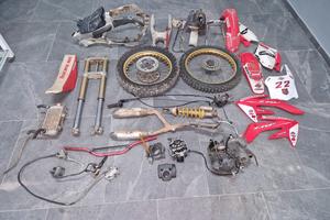 TUTTI I RICAMBI CRF 250 2008
