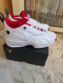 JORDAN MAX AURA 6