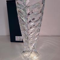Elegante vaso in cristallo 