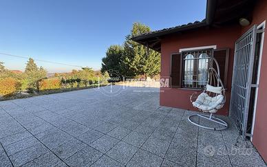 CASA INDIPENDENTE CON TERRAZZO E BOX AUTO