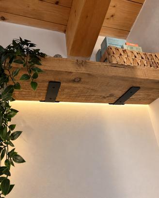 Mensole in massello artigianale con staffe