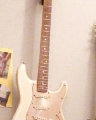 fender Stratocaster messicana