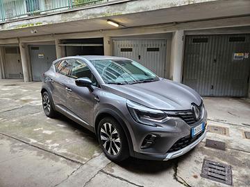 Captur 1.6 E-Tech full hybrid Techno 145cv