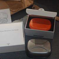 jesebang auricolari nuovi non usati