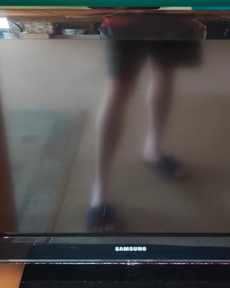 Samsung TV 32"  full HD 
