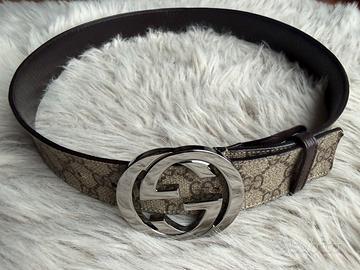 Cintura Gucci.