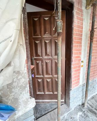 Portoncino in legno