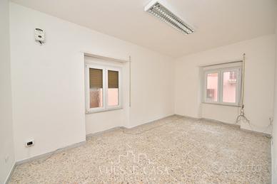 Appartamento ampio con cortile