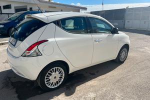 Lancia Ypsilon 1.2 Gpl